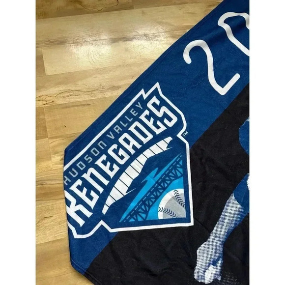 Hudson Valley Renegades 2022 blanket - Picture 2 of 9